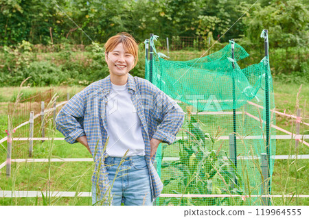 田野與婦女、農民、家庭花園、鄉村生活 119964555