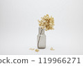 灰色花瓶和乾繡球花 119966271