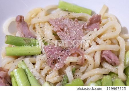 培根蘆筍炒烏龍麵圖（照片） 119967525