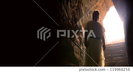 Ancient guard at the entrance to the dungeon 119968258