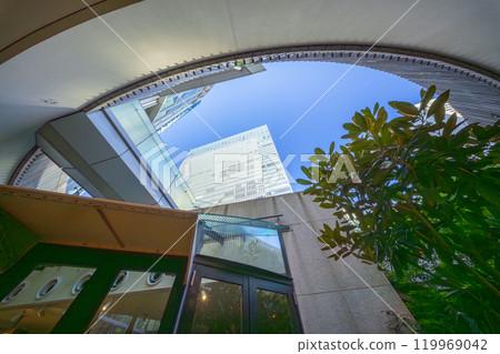 Osaka Garden City, in front of Hilton Plaza West, lighting, void space 119969042