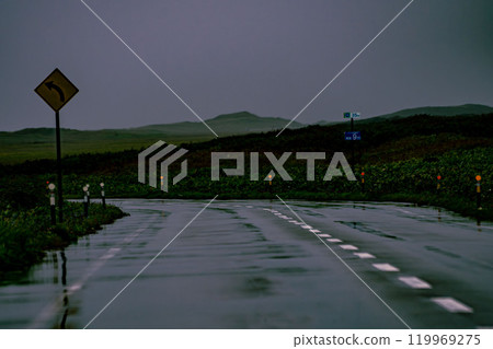 雨路 雨路 119969275