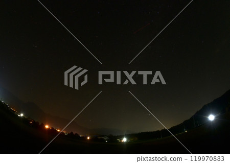 A long moon night in Hakushu Town, Hokuto City, where the Great Summer Triangle tilts to the west, signaling the end of summer 119970883