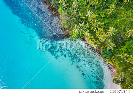Beautiful Koh Kood island with tropical sea and lush jungle in summer at Trat, Thailand Beautiful Koh Kood island with tropical sea and lush jungle in summer at Trat, Thailand 119971544