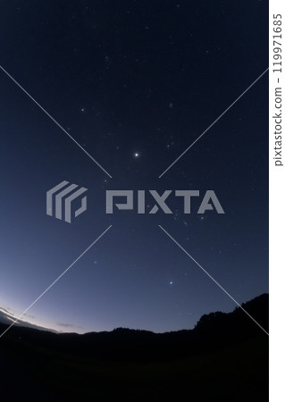 Stars rising in the early morning sky in November, heralding the arrival of winter, and Jupiter shining brightly in the center, in Hakushu-cho, Hokuto City 119971685