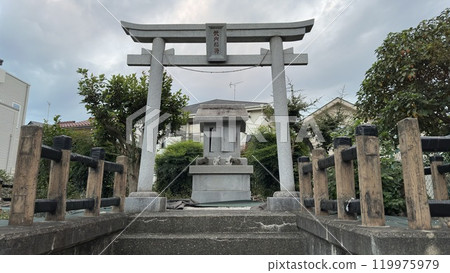 守護神 119975979
