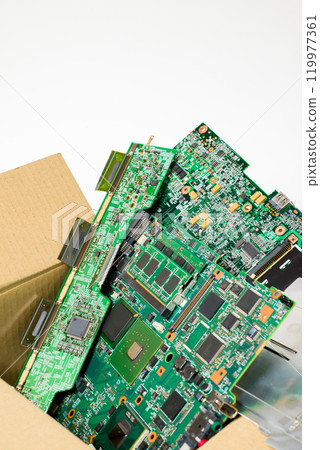 Discarded electronic circuit boards: Image of discarded electronic circuit boards used in electronic devices Discarded electronic circuit boards: Image of discarded electronic circuit boards used in electronic devices 119977361