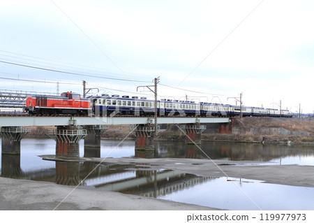 A special train using passenger cars from the Ban'etsu Monogatari on the JR Uchibo Line (2011) 119977973
