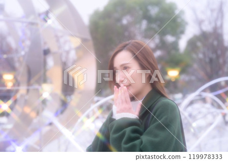 A woman enjoying winter illuminations 119978333