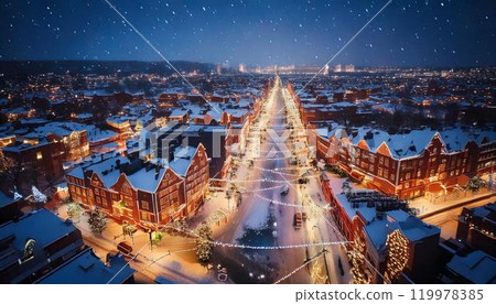 雪夜裡，一個可愛的插圖城市的鳥瞰圖，以聖誕裝飾和燈光為亮點 119978385