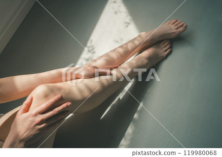 Foot care for young women 119980068