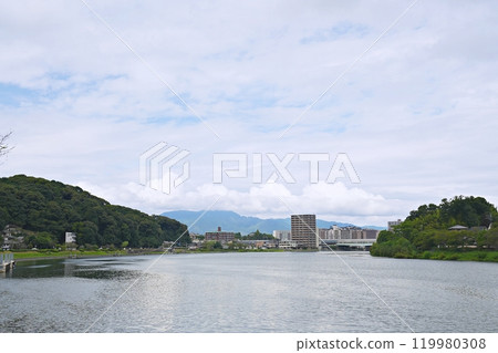 滋賀縣、大津、瀨田川、平山（石山寺附近河岸以北）（初秋） 119980308