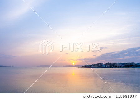 Sunset at Lake Shinji, Matsue City, Shimane Prefecture 119981937