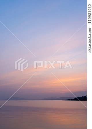 Sunset at Lake Shinji, Matsue City, Shimane Prefecture 119981980