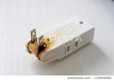 插座火災、插座引起的火災、電線火災、電氣火災、插座燒毀 119989968