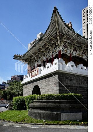 Taipei City Small South Gate/Chungxi Gate (Zhongzheng District, Taipei City, Taiwan) 119990064