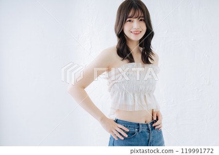 Fashion portrait Fashion portrait 119991772