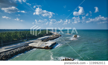 Offshore wind turbines and breakwaters off the coast of Nyuzen Town, Toyama Prefecture in autumn 119992011