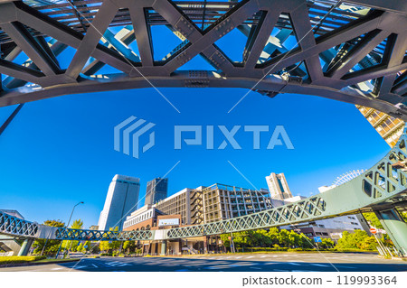 Yokohama cityscape in Japan: A city with a pedestrian bridge... View of Shinko Circle Walk and Yokohama Landmark Tower, etc. = 7th Yokohama cityscape in Japan: A city with a pedestrian bridge... View of Shinko Circle Walk and Yokohama Landmark Tower, etc. = 7th 119993364