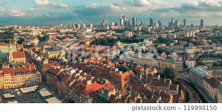 Old city in Warsaw panorama, view from above to the old and new city 119998150