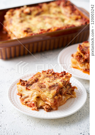 分開的烤寬麵條 120003242