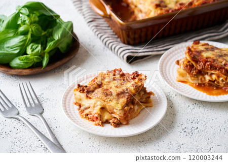 分開的烤寬麵條 120003244