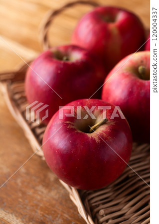有意義的紅玉蘋果 120004337