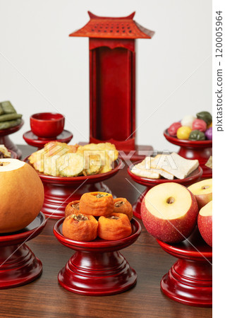 Korean Traditional Chuseok Ritual Table 120005964