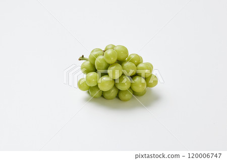 Fresh Shine Muscat grapes on white background 120006747
