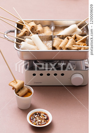 Oden boiled on the burner Oden boiled on the burner 120009609