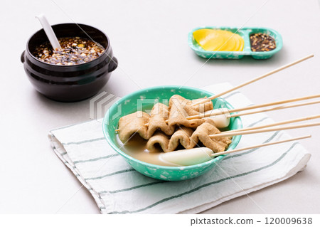 Odeng and odeng soup plated with a snack bar atmosphere Odeng and odeng soup plated with a snack bar atmosphere 120009638