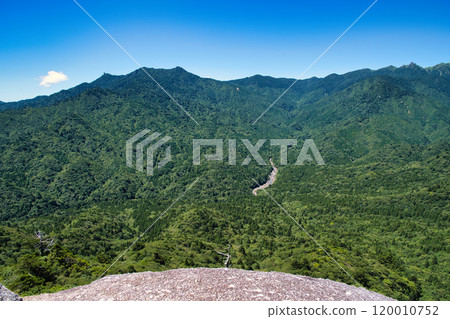 從屋久島太鼓岩眺望的景色 120010752