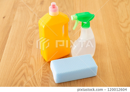 Bath detergent, drain cleaner and sponge 120012604