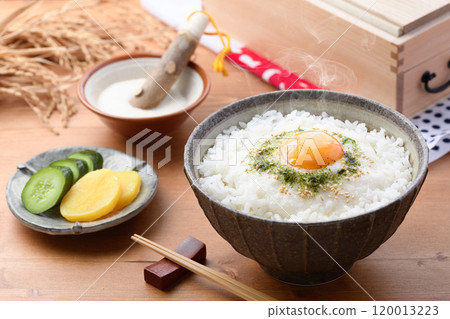 Tororo 米飯（新鮮煮熟的米飯和山藥搭配得很好） 120013223