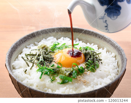 Tororo rice (freshly cooked rice and yam go great together) 120013244