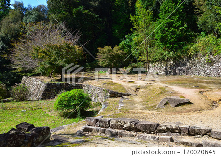 The ruins of Azuchi Castle 120020645