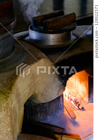 Furnace of an old private house 120022571