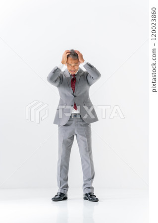 商人肖像全身擔心 120023860