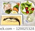 Dining alone 120025328