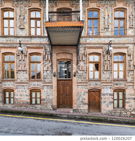 Discover the Unique Architecture of Dadanovlar House in Shaki, Azerbaijan, Highlighting Its Cultural History 120026207