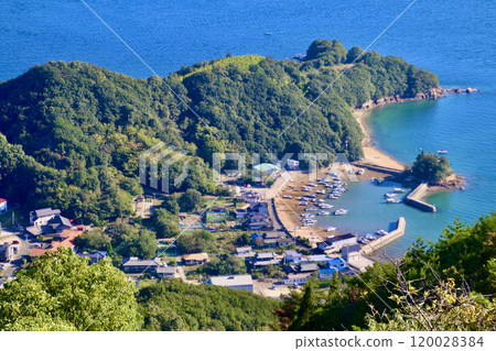 View from Takamiyama Observatory (Onomichi City, Hiroshima Prefecture) 120028384