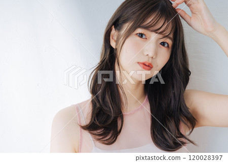 Beauty image of young women Beauty image of young women 120028397