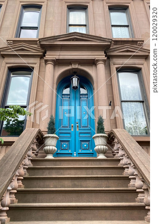 Brownstone entrance, facade of the building, staircase leading to the door, Manhattan, NYC, NY, USA 120029320