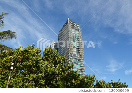 Miami, Florida, USA, facade of the buildings, Miami Beach streets, modern urban architecture Miami, Florida, USA, facade of the buildings, Miami Beach streets, modern urban architecture 120030699