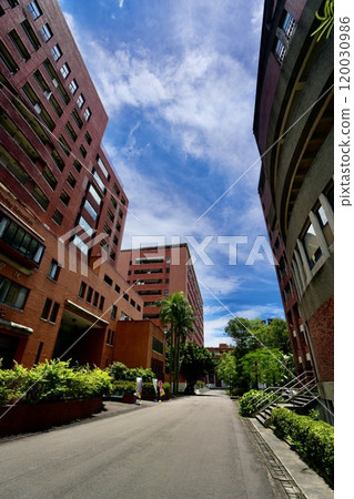 國立台灣師範大學(台灣台北市大安區) 國立台灣師範大學(台灣台北市大安區) 120030986