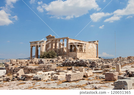 Old architecture and blue sky with white cloud in Athens, Greece. Parthenon in Acropolis 120031365