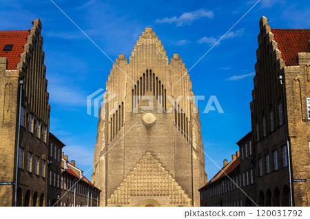 Grundtvigs church in the Bispebjerg district, Copenhagen, Denmark, Europe, merge of brick expressionism and gothic architecture Grundtvigs church in the Bispebjerg district, Copenhagen, Denmark, Europe, merge of brick expressionism and gothic architecture 120031792