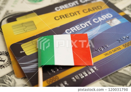Italy flag on credit card, finance economy trading shopping online business. 120031798