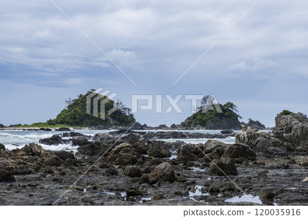 Futatsujima, Kushimoto Town, Higashimuro District, Wakayama Prefecture Futatsujima, Kushimoto Town, Higashimuro District, Wakayama Prefecture 120035916