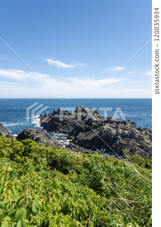 Cape Kure (southernmost point of Honshu) Kushimoto Town, Higashimuro District, Wakayama Prefecture 120035934